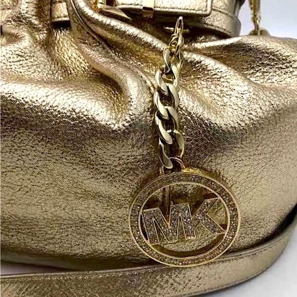 Michael Kors Authentic Glitzy Dazzling Gold Tote Purse Bag with Wallet 🔥🔥 - Picture 5 of 10